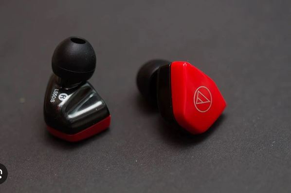 Thiết kế tai nghe Audio Technica ATH-LS50iS